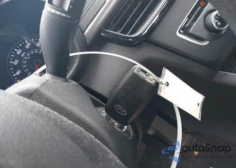 2017 Kia Optima Lx из США, поврежденный, VIN KNAGT4L33H5137917